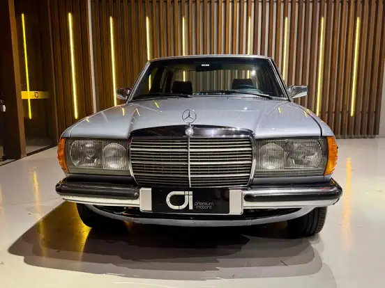 MERCEDES-BENZ-300 D-3.0 I5 DIESEL MANUAL MERCEDES-BENZ-300 D-1983