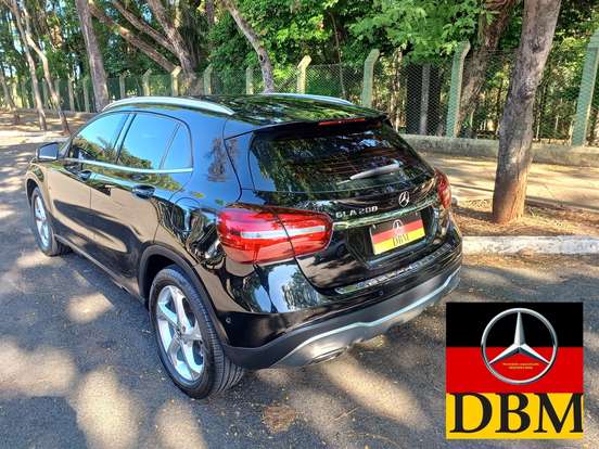 MERCEDES-BENZ-GLA 200-1.6 CGI FLEX ADVANCE 7G-DCT MERCEDES-BENZ-GLA 200-2020