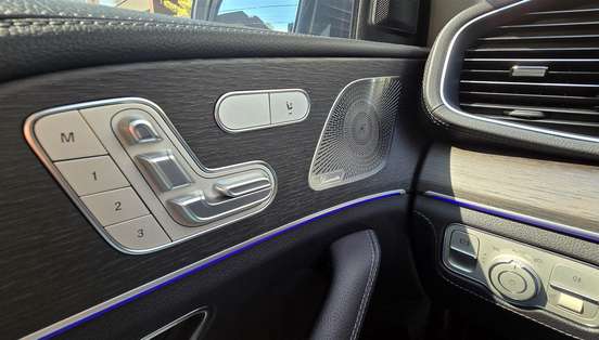 MERCEDES-BENZ-GLE 400d-2023