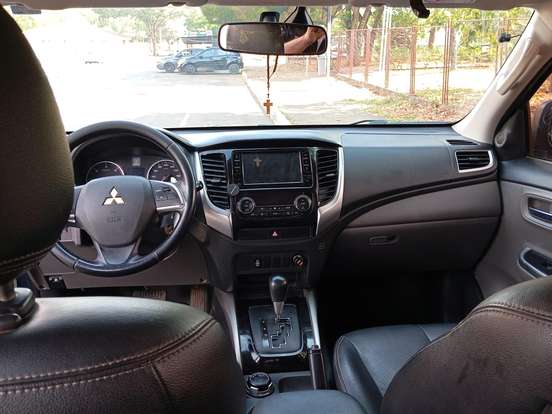MITSUBISHI-L200 TRITON-2.4 16V TURBO DIESEL SPORT HPE CD 4P 4X4 AUTOMÁTICO MITSUBISHI-L200 TRITON-2018