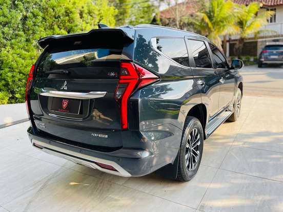 MITSUBISHI-PAJERO SPORT-2.4 16V MIVEC TURBO DIESEL HPE AWD AUTOMÁTICO MITSUBISHI-PAJERO SPORT-2021