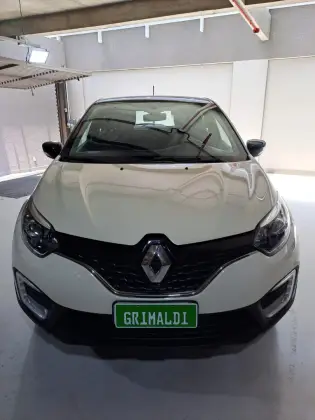 RENAULT CAPTUR 1.6 16V SCE FLEX LIFE X-TRONIC RENAULT CAPTUR 1.6 16V SCE FLEX LIFE X-TRONIC
