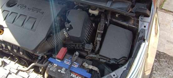 TOYOTA-COROLLA-2015