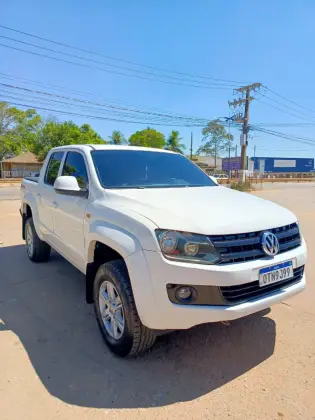VOLKSWAGEN AMAROK 2.0 TRENDLINE 4X4 CD 16V TURBO INTERCOOLER DIESEL 4P AUTOMÁTICO VOLKSWAGEN AMAROK 2.0 TRENDLINE 4X4 CD 16V TURBO INTERCOOLER DIESEL 4P AUTOMÁTICO