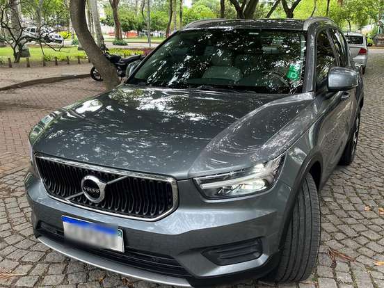 VOLVO-XC40-2.0 T5 GASOLINA MOMENTUM AWD GEARTRONIC VOLVO-XC40-2019