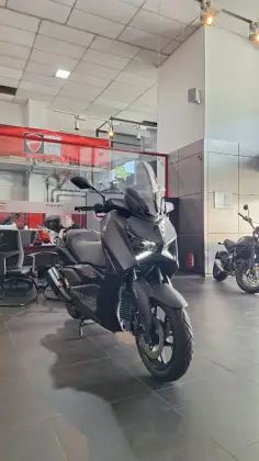 YAMAHA XMAX 250 CONNECTED ABS 