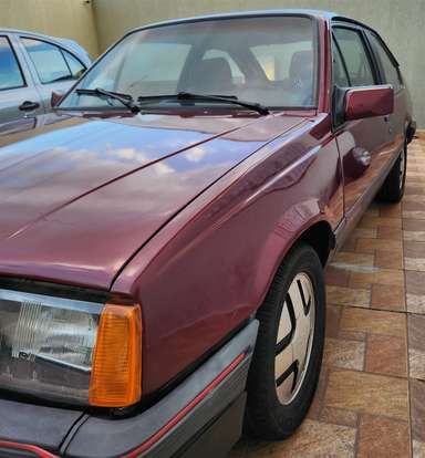 CHEVROLET-MONZA-1987
