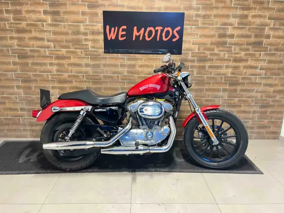 HARLEY-DAVIDSON SPORTSTER XL 883 