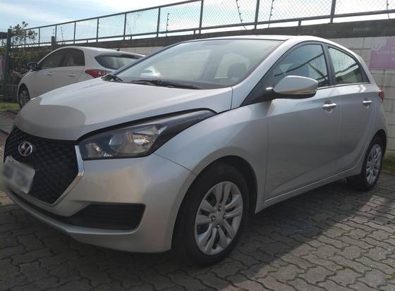 HYUNDAI HB20 1.0 COMFORT PLUS 12V FLEX 4P MANUAL