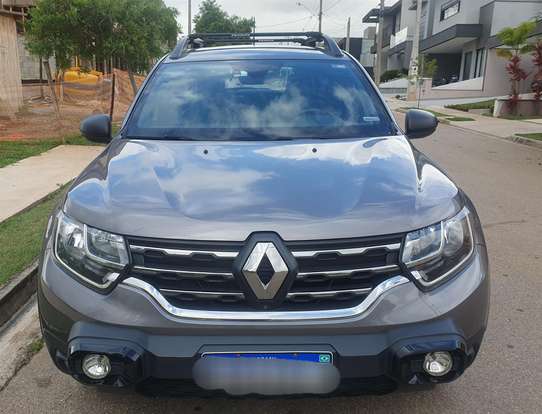 RENAULT-DUSTER-2021