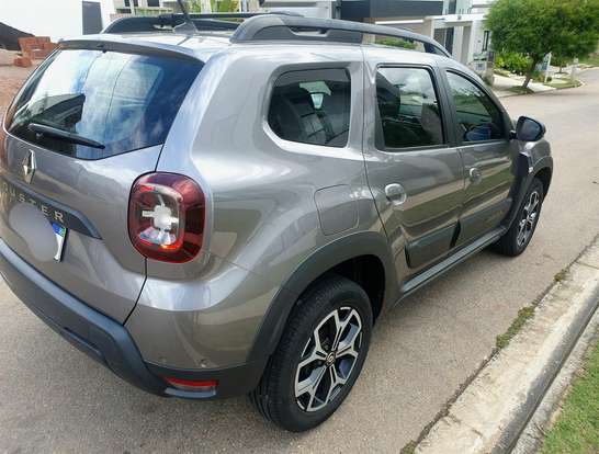 RENAULT-DUSTER-2021