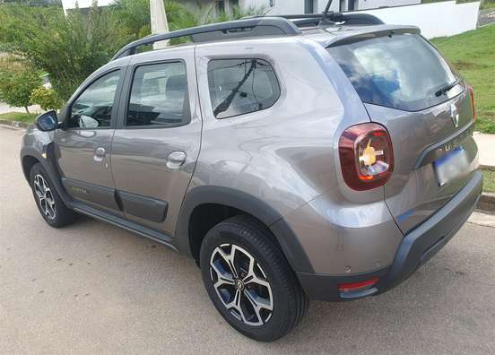RENAULT-DUSTER-2021