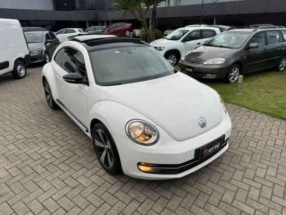 VOLKSWAGEN FUSCA 2.0 TSI 16V GASOLINA 2P AUTOMÁTICO