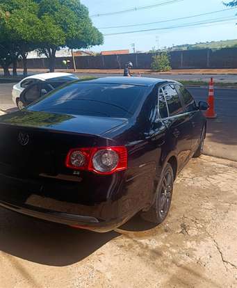 VOLKSWAGEN-JETTA-2009