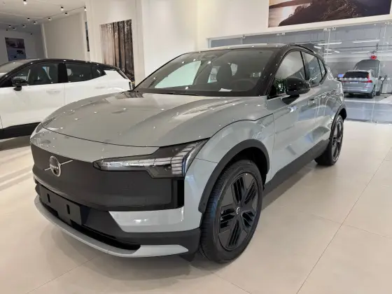 VOLVO EX30 69 KW ELÉTRICO CROSS COUNTRY