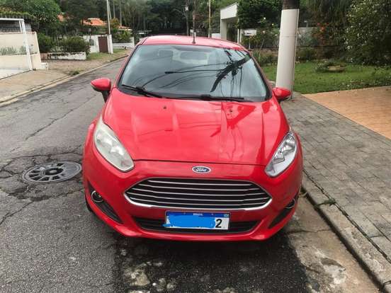 FORD-FIESTA-2014
