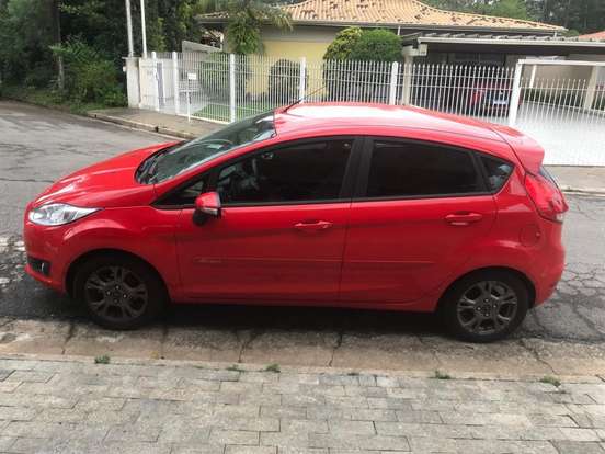 FORD-FIESTA-1.6 SE SEDAN 16V FLEX 4P POWERSHIFT FORD-FIESTA-2014