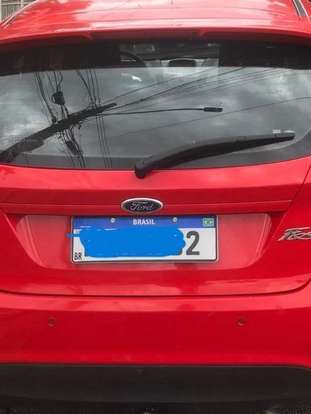 FORD-FIESTA-2014
