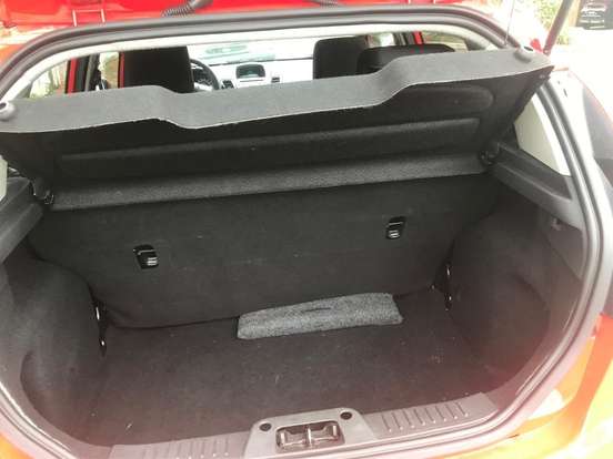FORD-FIESTA-1.6 SE SEDAN 16V FLEX 4P POWERSHIFT FORD-FIESTA-2014
