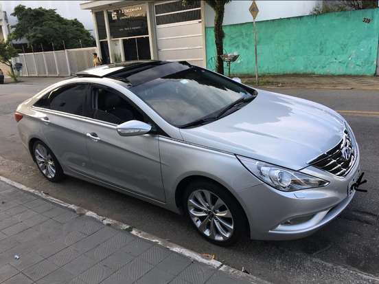 HYUNDAI-SONATA-2011