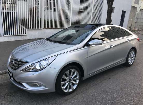 HYUNDAI-SONATA-2011