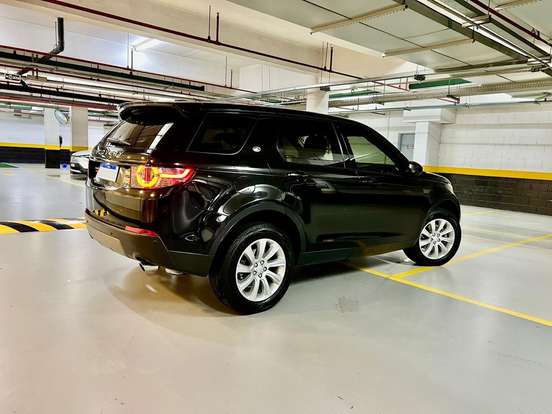 LAND ROVER-DISCOVERY SPORT-2016