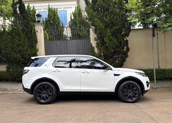 LAND ROVER-DISCOVERY SPORT-2016