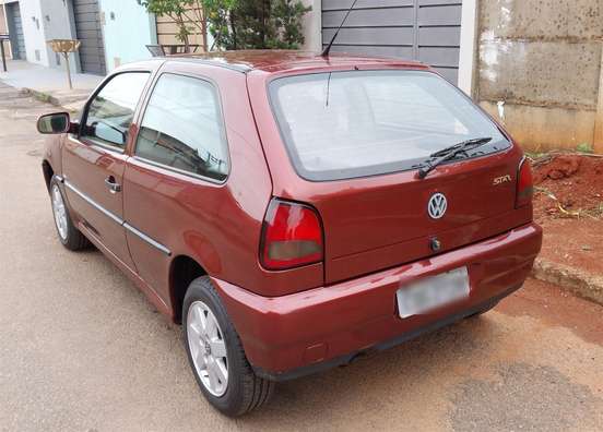VOLKSWAGEN-GOL-1997