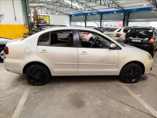 VOLKSWAGEN-POLO SEDAN-2.0 MI COMFORTLINE 8V FLEX 4P MANUAL VOLKSWAGEN-POLO SEDAN-2013
