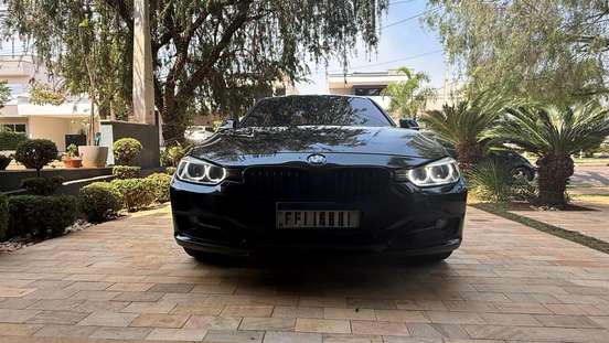 BMW-328i-2015