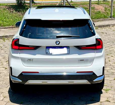 BMW-X1-2024