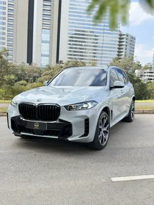 BMW X5 3.0 I6 TURBO HÍBRIDO XDRIVE50E M SPORT AUTOMÁTICO