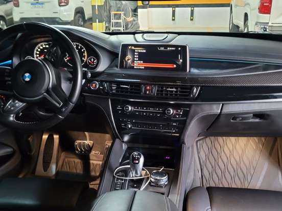 BMW-X6-4.4 M 4X4 COUPÉ V8 32V BI-TURBO GASOLINA 4P AUTOMÁTICO BMW-X6-2016