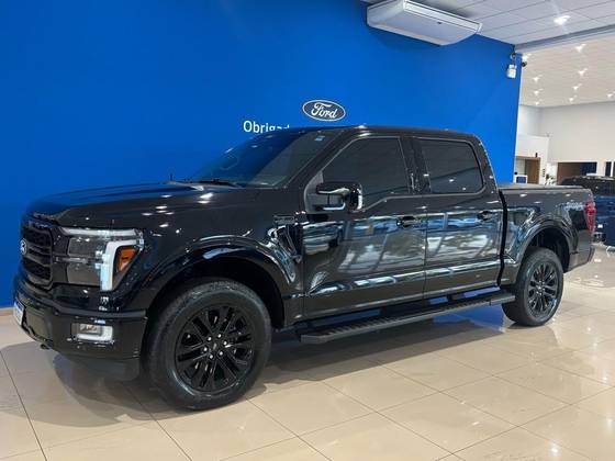 FORD F-150 5.0 V8 GASOLINA CD LARIAT BLACK FX4 AUTOMÁTICO