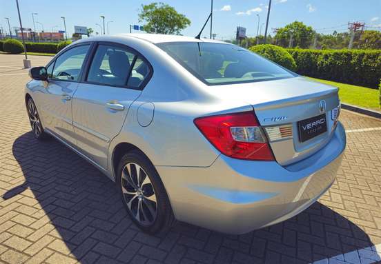 HONDA-CIVIC-2015