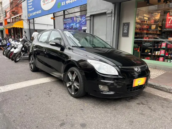 HYUNDAI I30 2.0 MPI 16V GASOLINA 4P MANUAL HYUNDAI I30 2.0 MPI 16V GASOLINA 4P MANUAL