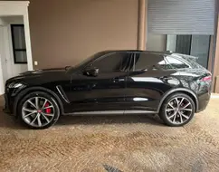JAGUAR F-PACE 5.0 V8 SUPERCHARGED SVR AWD 4P AUTOMÁTICO JAGUAR F-PACE 5.0 V8 SUPERCHARGED SVR AWD 4P AUTOMÁTICO