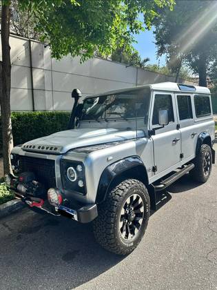 LAND ROVER DEFENDER 2.4 110 SW 4X4 TURBO DIESEL 4P MANUAL