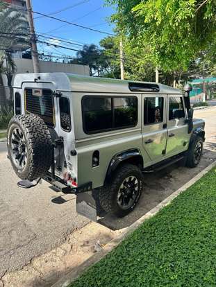 LAND ROVER-DEFENDER-2009