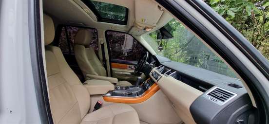 LAND ROVER-RANGE ROVER SPORT-2010