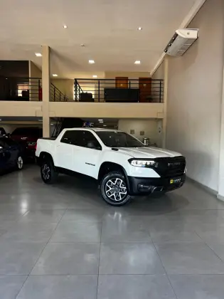 RAM RAMPAGE 2.0 HURRICANE 4 TURBO GASOLINA REBEL 4X4 AUTOMÁTICO