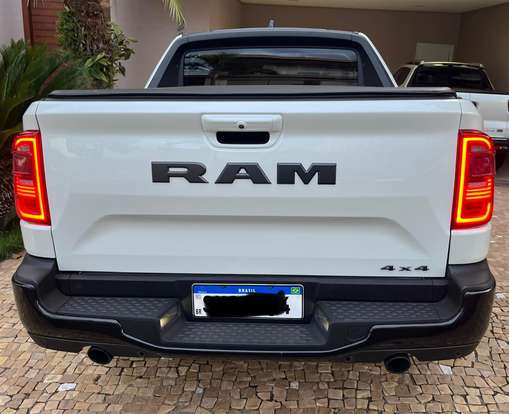 RAM-RAMPAGE-2.0 HURRICANE 4 TURBO GASOLINA R/T 4X4 AUTOMÁTICO RAM-RAMPAGE-2023