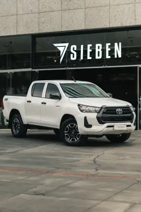 TOYOTA HILUX 2.8 D-4D TURBO DIESEL CD POWER PACK 4X4 MANUAL TOYOTA HILUX 2.8 D-4D TURBO DIESEL CD POWER PACK 4X4 MANUAL