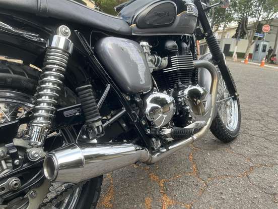 TRIUMPH-BONNEVILLE T 100 865 TRIUMPH-BONNEVILLE T 100 865-2013