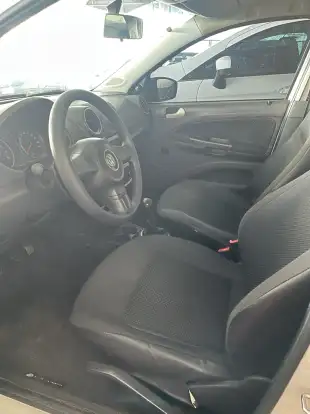 VOLKSWAGEN-GOL-2015