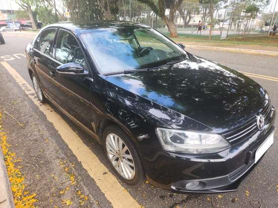VOLKSWAGEN-JETTA-2.0 TSI HIGHLINE 211CV GASOLINA 4P TIPTRONIC VOLKSWAGEN-JETTA-2014
