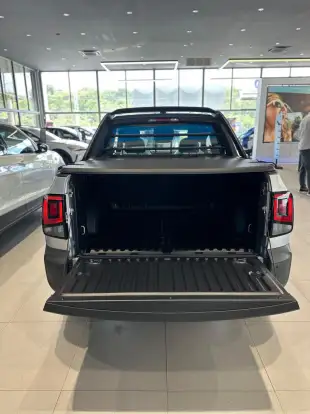 VOLKSWAGEN-SAVEIRO-2025