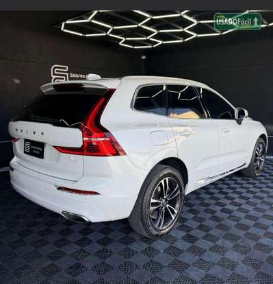 VOLVO-XC60-2020