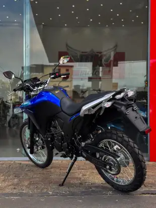 YAMAHA-XTZ 250 LANDER CONNECTED-2025