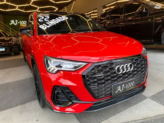 AUDI Q3 2.0 40 TFSI GASOLINA SPORTBACK PERFORMANCE BLACK QUATTRO TIPTRONIC